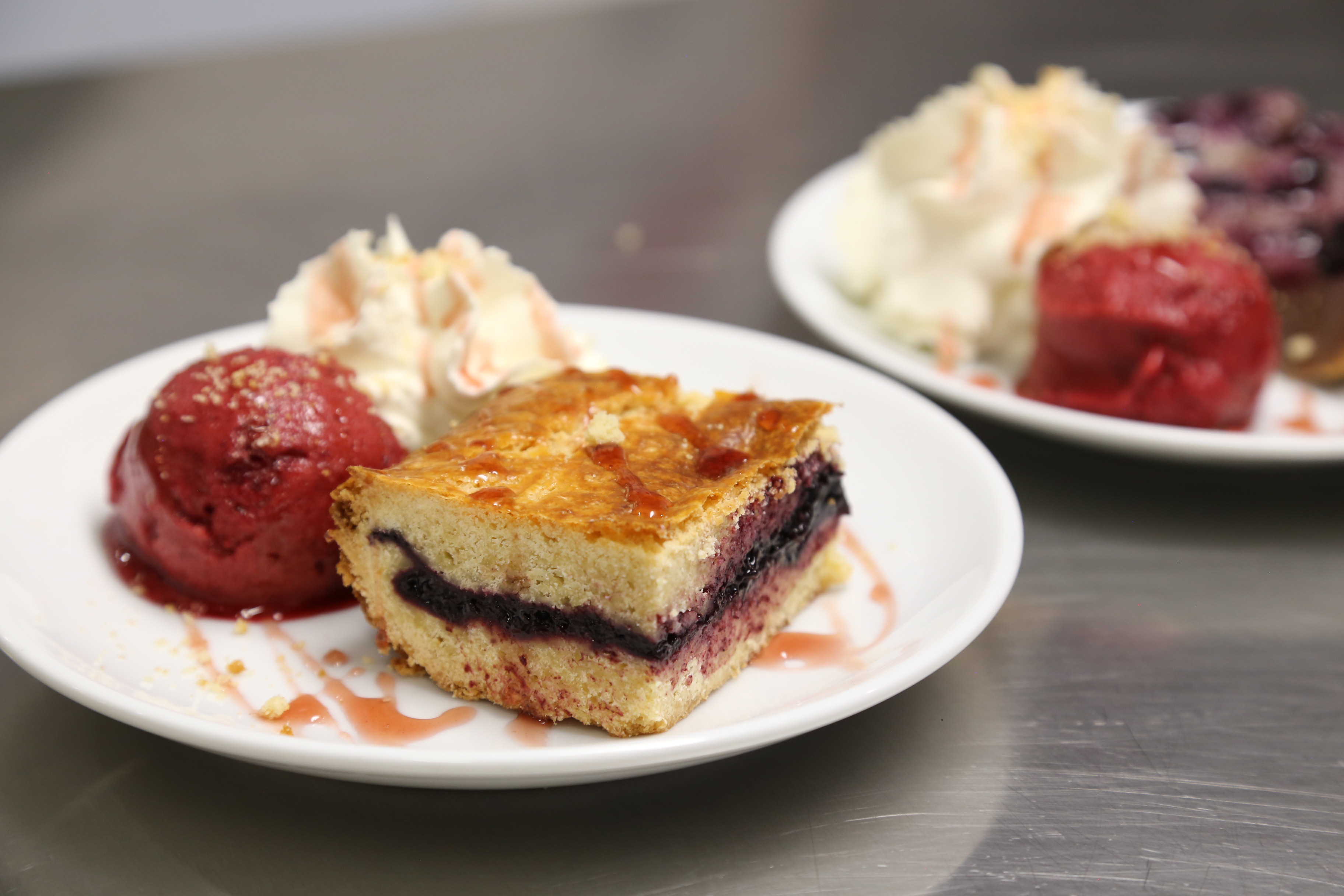 Gâteau breton confiture de cerises de Fougerolles